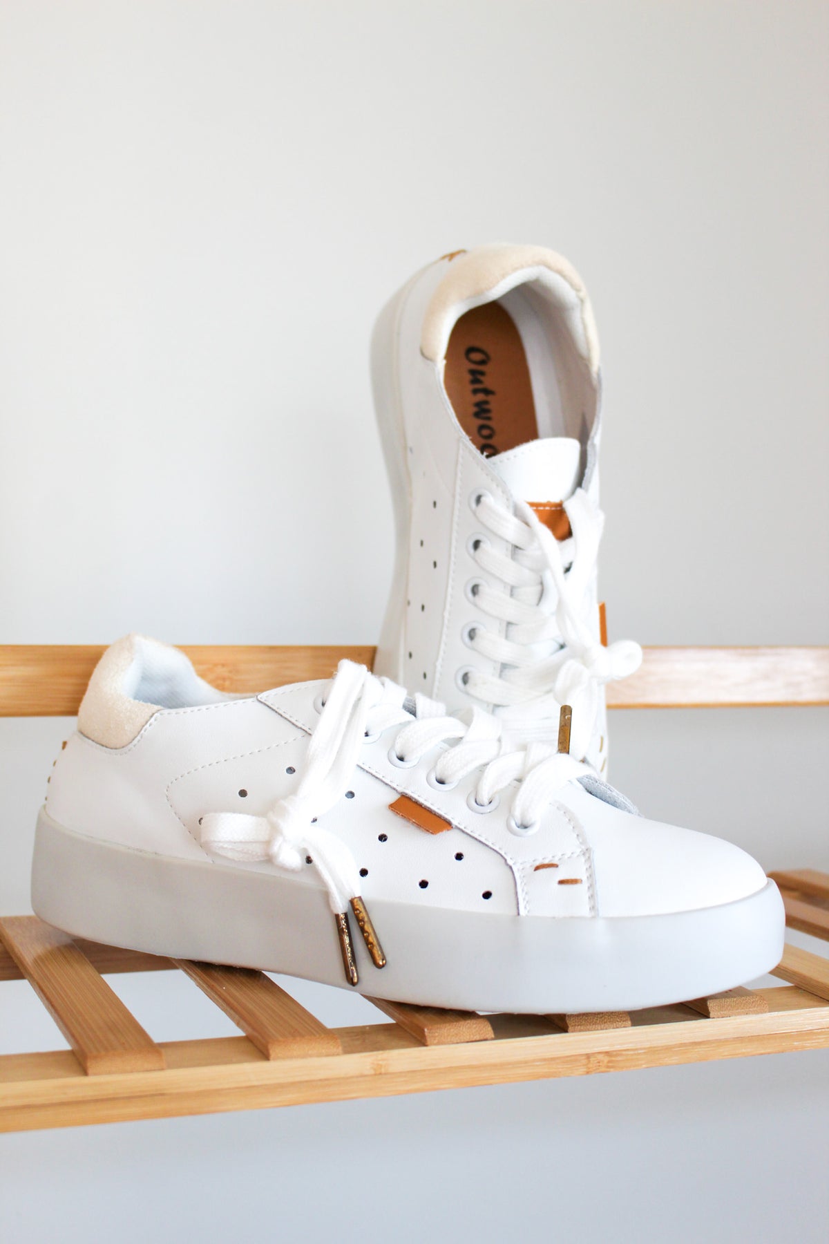 Shauna Leather Sneaker • White