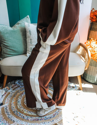 Relaxed Lifestyle Side Stripe Pants • Espresso
