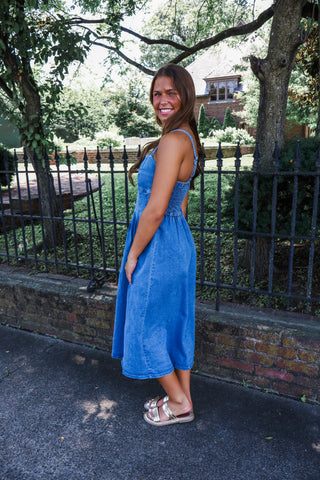 Denim Sweetheart Pleated Midi • Medium Wash