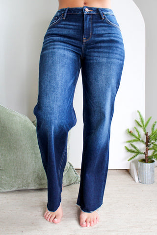 Christina Mid Rise Straight • Dark Wash