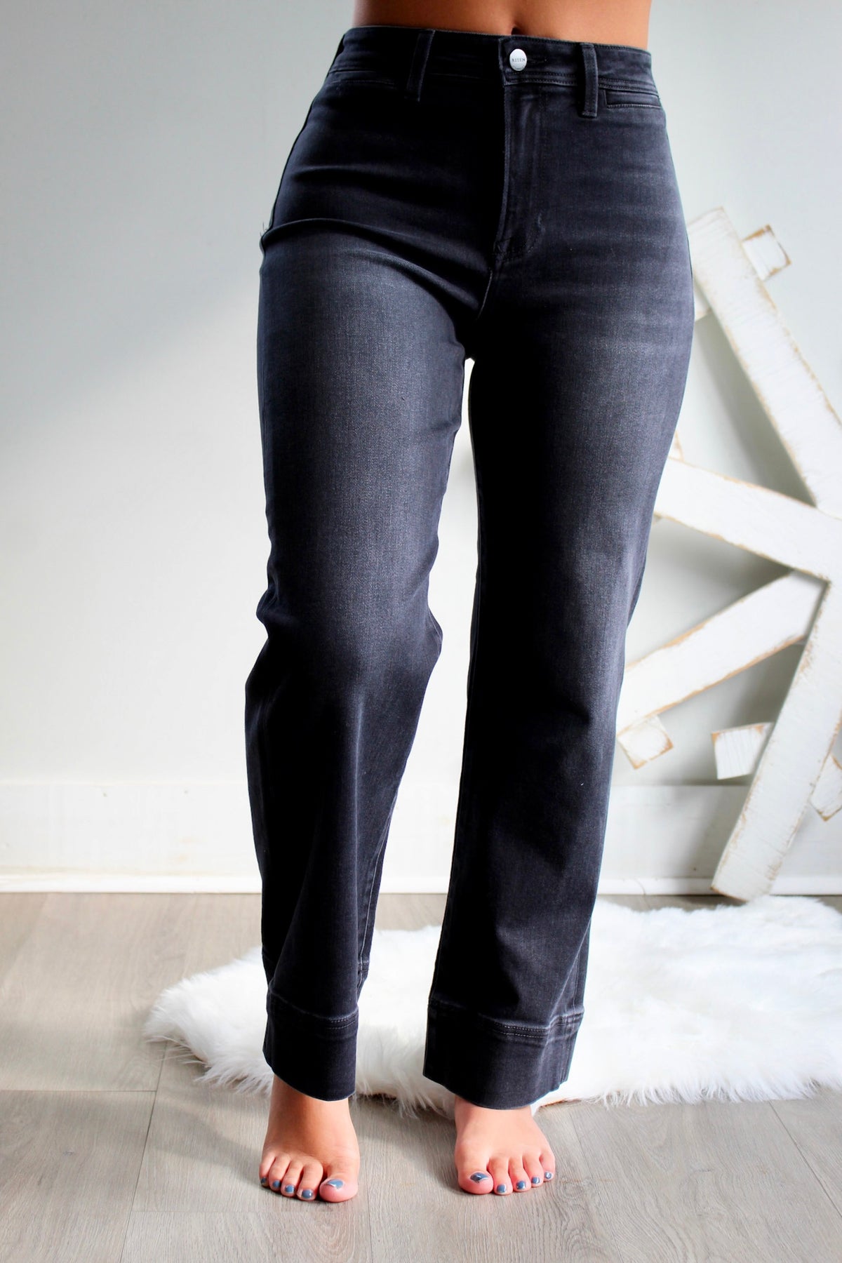 Gavin Slim Wide Trouser Jean • Washed Black