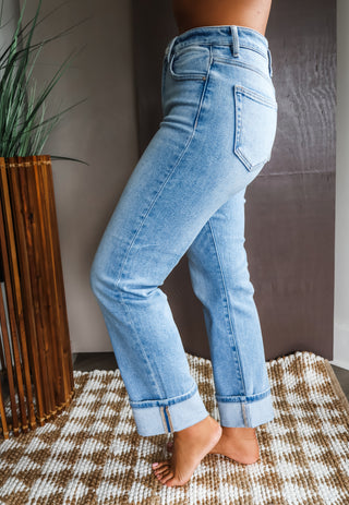 Mae Cuffed Straight Leg | Tummy Control • Light Wash