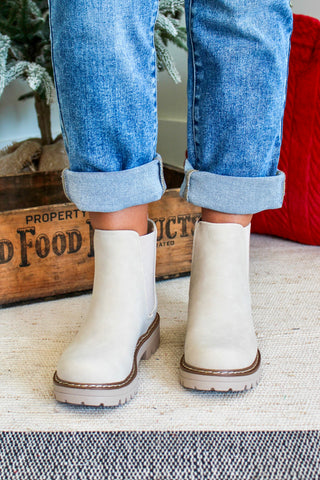 Libby Chelsea Boot • Sand