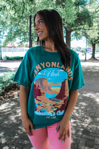 Canyonlands Graphic Top • Mineral Green