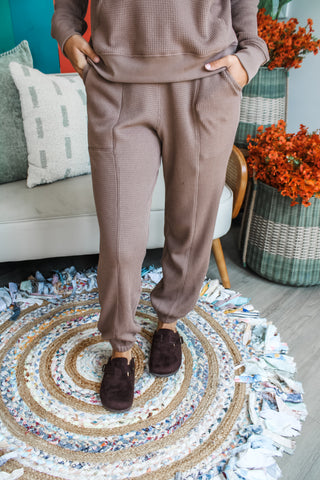 Cozy Chic Waffle Joggers • Mocha