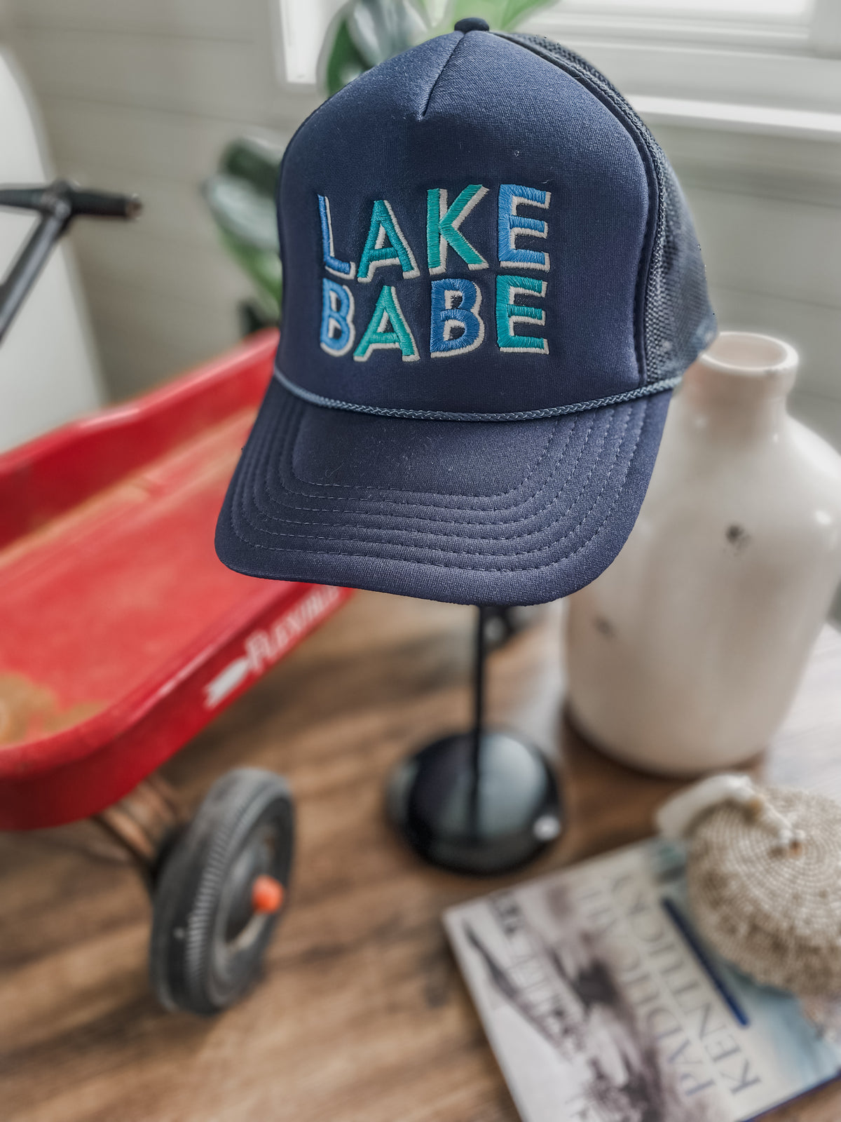 Lake Babe Trucker Hat • Navy
