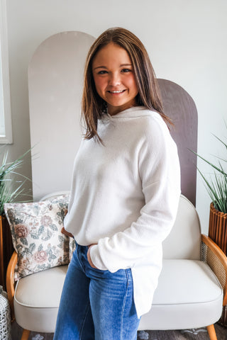 Happy Camper Pullover • White