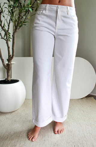Ivy Relaxed Barrel Jean • White
