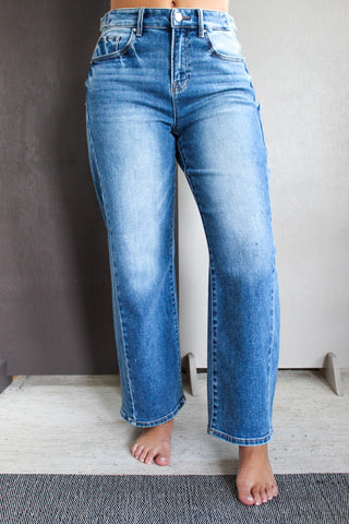 Phoenix Snap Waist Barrel Jean • Medium Wash