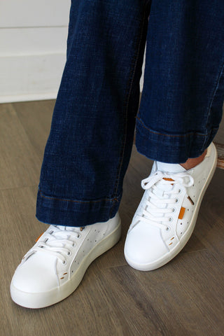 Shauna Leather Sneaker • White - FINAL SALE
