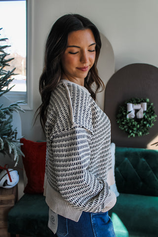 Frost & Flurries • Cream/Black