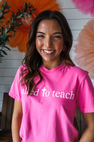 Called To Teach Graphic Tee • Pink