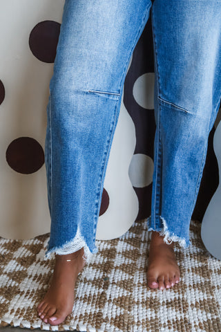 Jordan Distressed Barrel Jean • Medium Wash