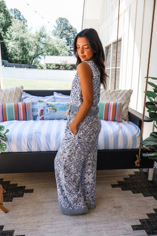 Vacay State Of Mind Top • Blue