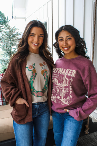 Lucky You Horseshoe Graphic Tee • Mocha