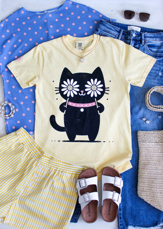Kitties & Daisies Graphic Tee • Lemon
