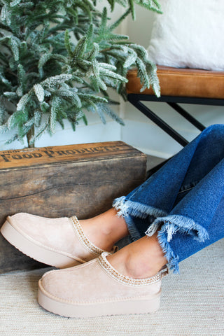 Mix & Mingle Platform Slipper • Beige