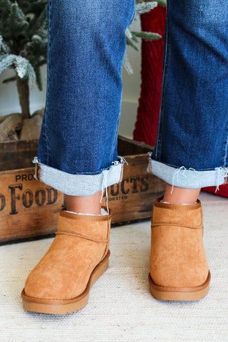 Cozy Classic Mini Boot • Tan