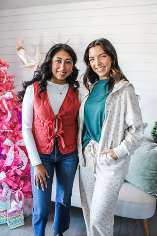 Tie It Together Quilted Bow Vest • Pale Red
