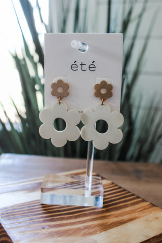 Flower Power Earrings • Ivory