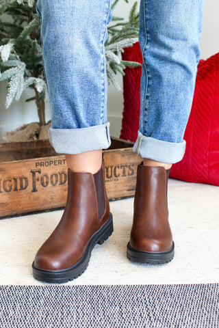 Libby Chelsea Boot • Dark Brown