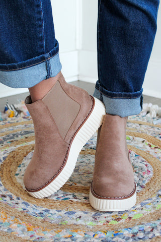 Sophia Platform Chelsea Boot • Taupe | Online Exclusive