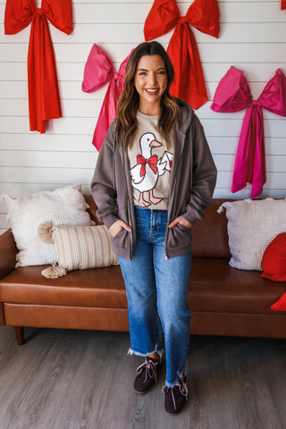 Special Delivery Silly Goose Graphic Tee • Mocha