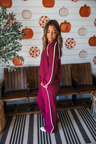 Crisp Contrast Pants • Wine