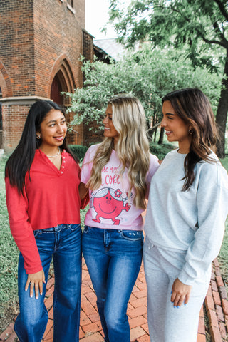 Fall Favorite Henley • Red