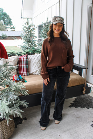 In The Lane Pocket Sweater • Chocolate