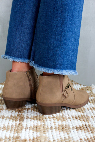 Franklin Ankle Boot • Deep Taupe