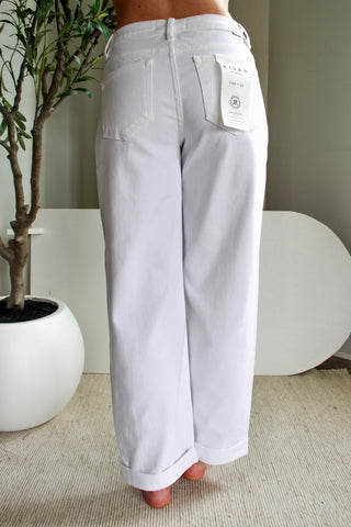 Ivy Relaxed Barrel Jean • White
