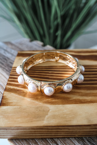 Bold Elegance Bangle Bracelet • Pearl/Gold