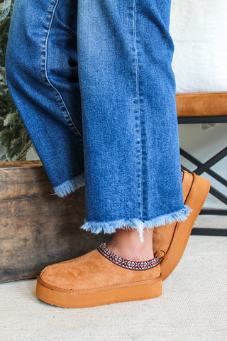 Mix & Mingle Platform Slipper • Tan