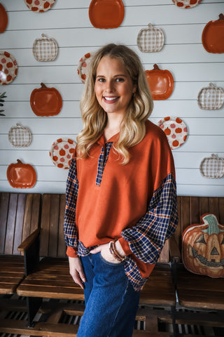Harvest Hype Pullover • Rust