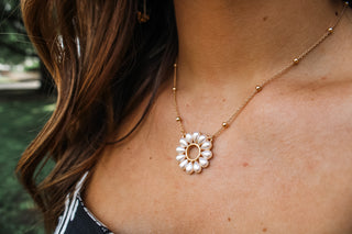 Sweet Serenade Necklace • Gold