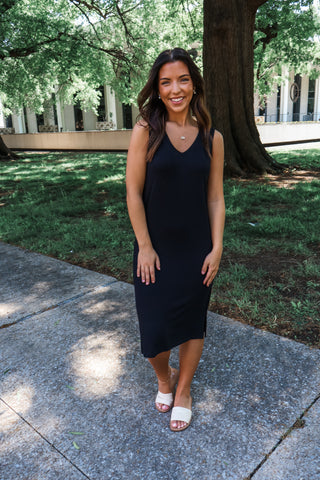 Clear the way • black knit midi dress
