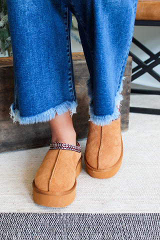 Mix & Mingle Platform Slipper • Tan