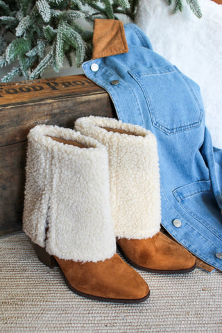Georgia Sherpa Foldover Boot • Beige/Tan