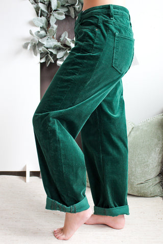 Cindi Corduroy Barrel Leg • Hunter Green