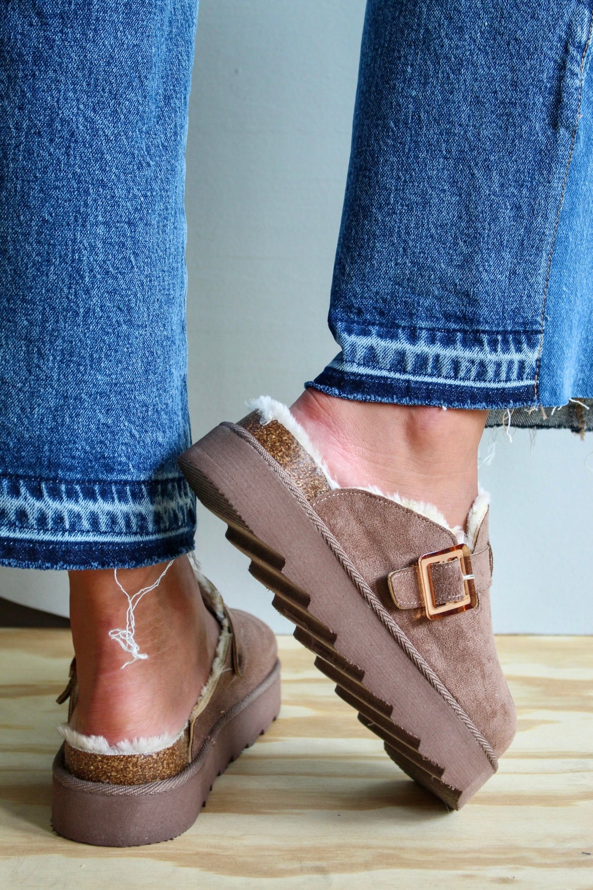 Sunday Mornings Shearling Platform Clog • Taupe