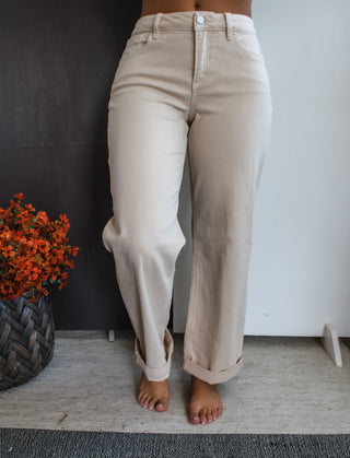 Megan Relaxed Barrel Jean | Tummy Control • Buttermilk