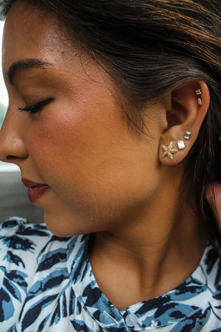 Sandy Shores Starfish Earrings • Gold