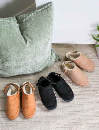 Warmth & Wonder Cozy Clog • Black