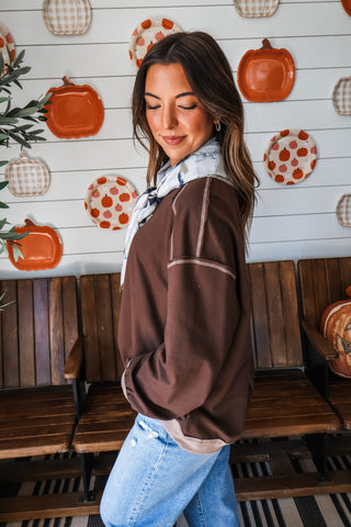 Easy Contrast Pullover • Dark Chocolate