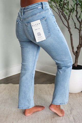 Elaine High Rise Straight | Tummy Control • Light Wash