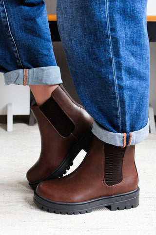 Libby Chelsea Boot • Dark Brown