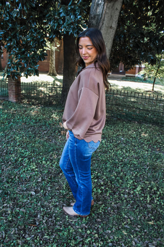 Graceful Simplicity • Mocha