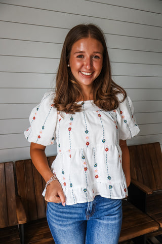 Daisy Days Embroidered Top • White