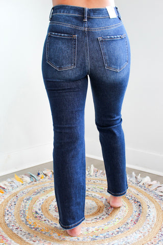 Aida High Rise Straight • Dark Wash